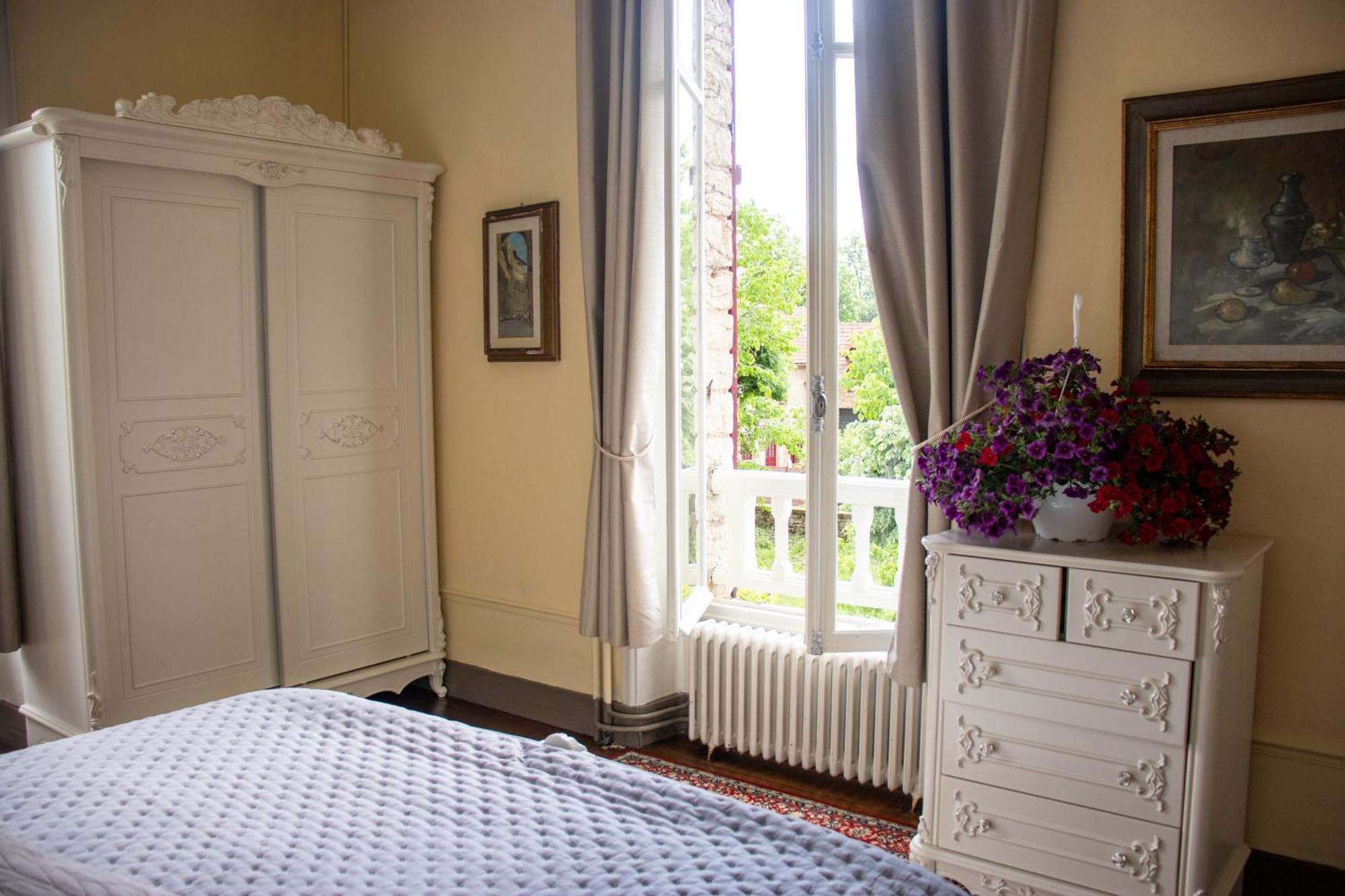 Le Pavillon de St Agnan Hotel Hautefort Eksteriør billede